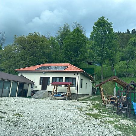 Casa Lupilor Transfagarasan Villa Căpăţîneni-Ungureni Eksteriør billede