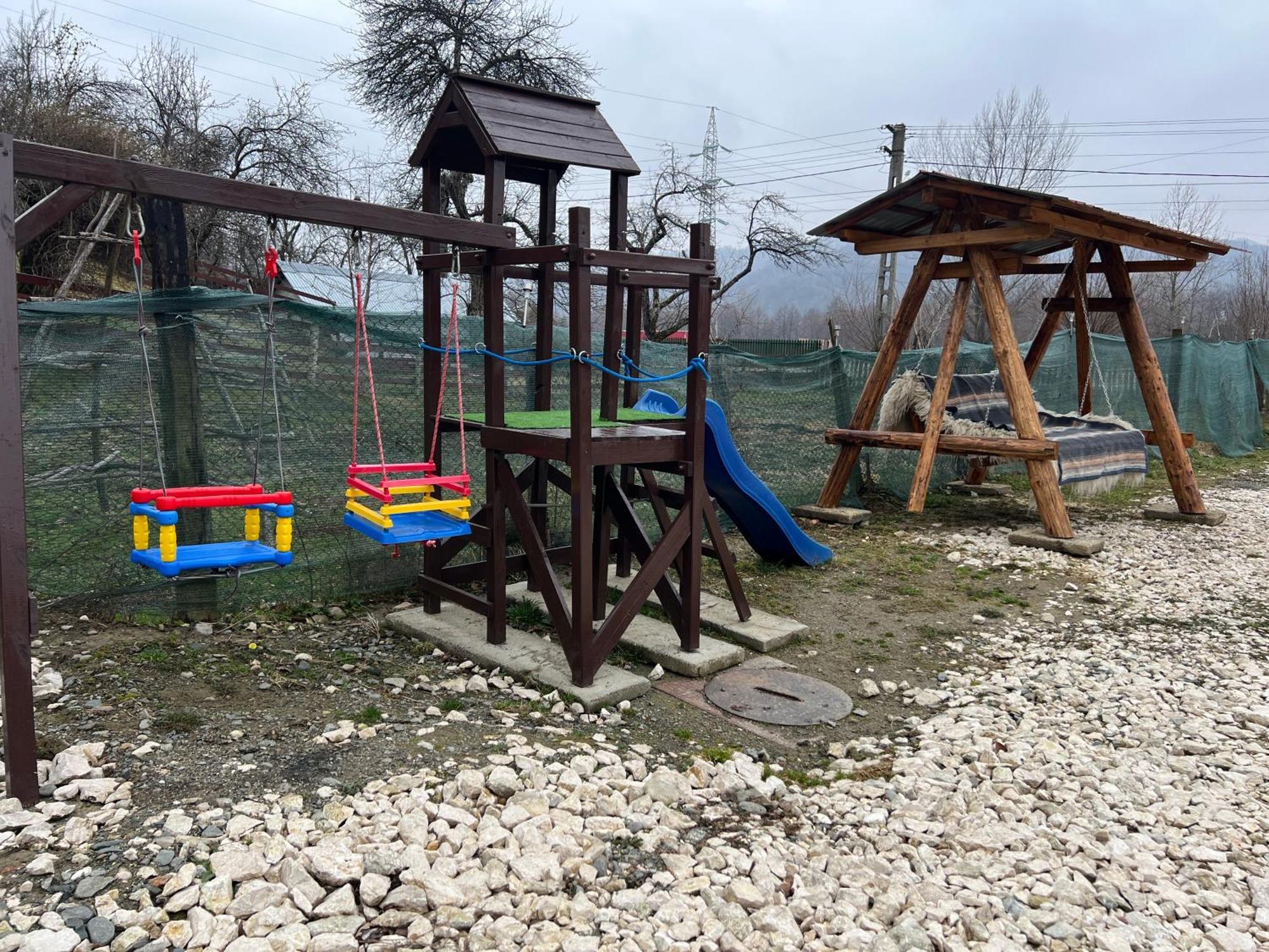 Casa Lupilor Transfagarasan Villa Căpăţîneni-Ungureni Eksteriør billede